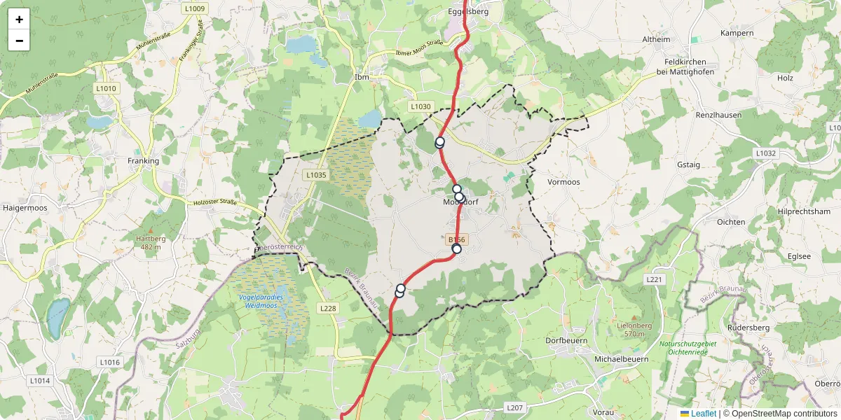Nahverkehrsnetz in moosdorf, Österreich - Buslinien, Haltestellen und Verbindungen auf der Karte