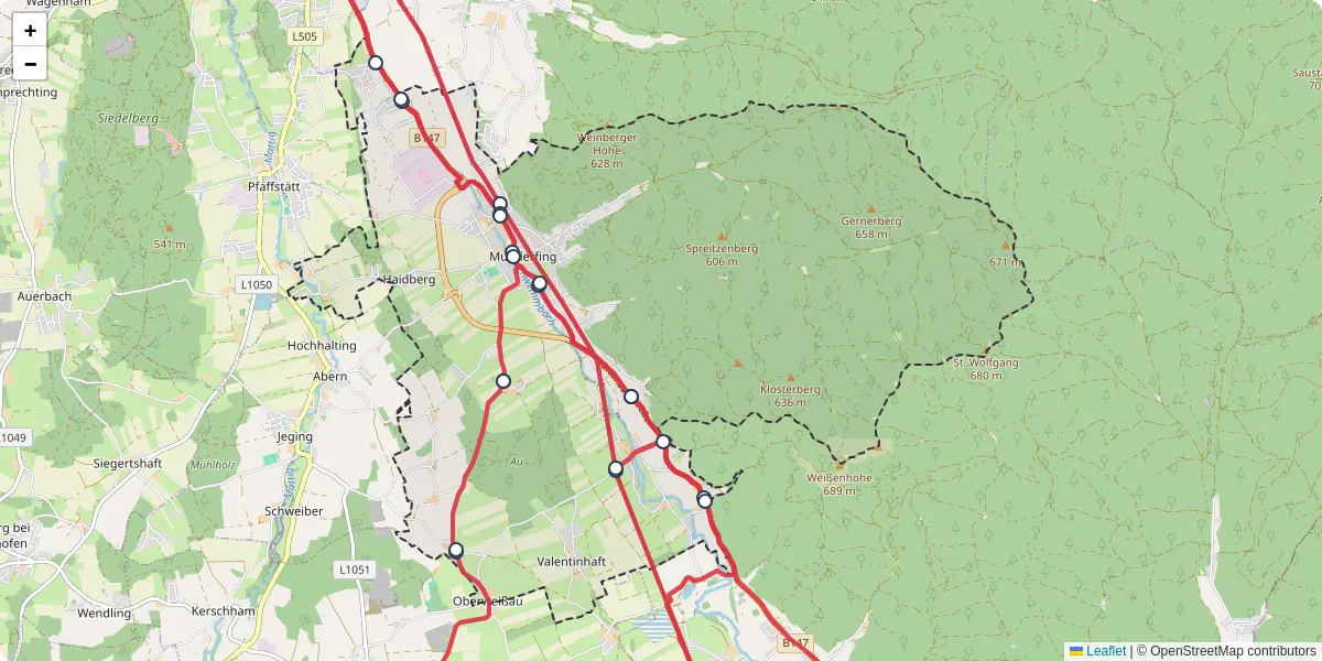 Nahverkehrsnetz in munderfing, Österreich - Buslinien, Haltestellen und Verbindungen auf der Karte