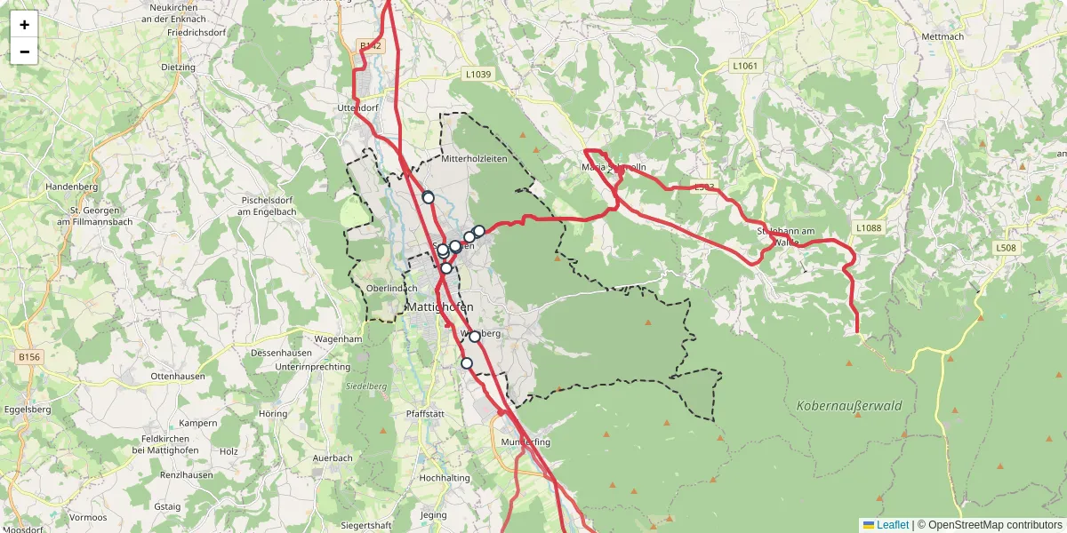 Nahverkehrsnetz in schalchen, Österreich - Buslinien, Haltestellen und Verbindungen auf der Karte